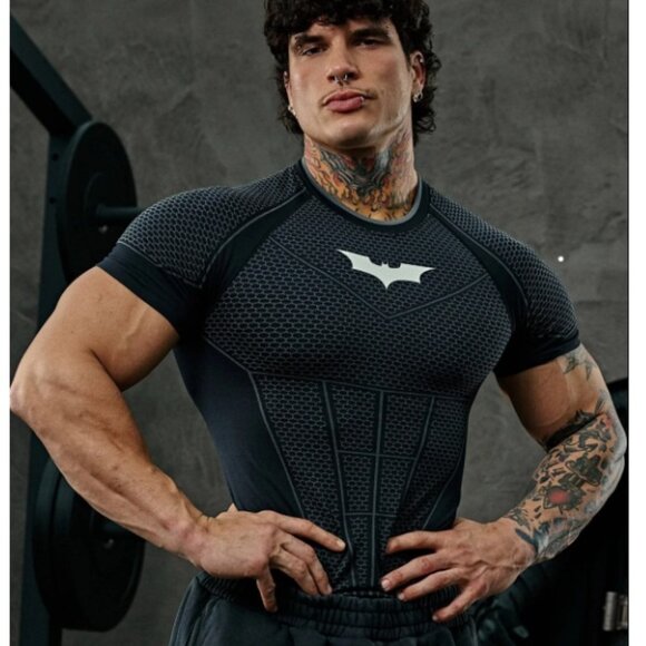 NWT - YoungLA x Batman Compression Tee #4259 — Black, Size Small - Picture 3 of 13